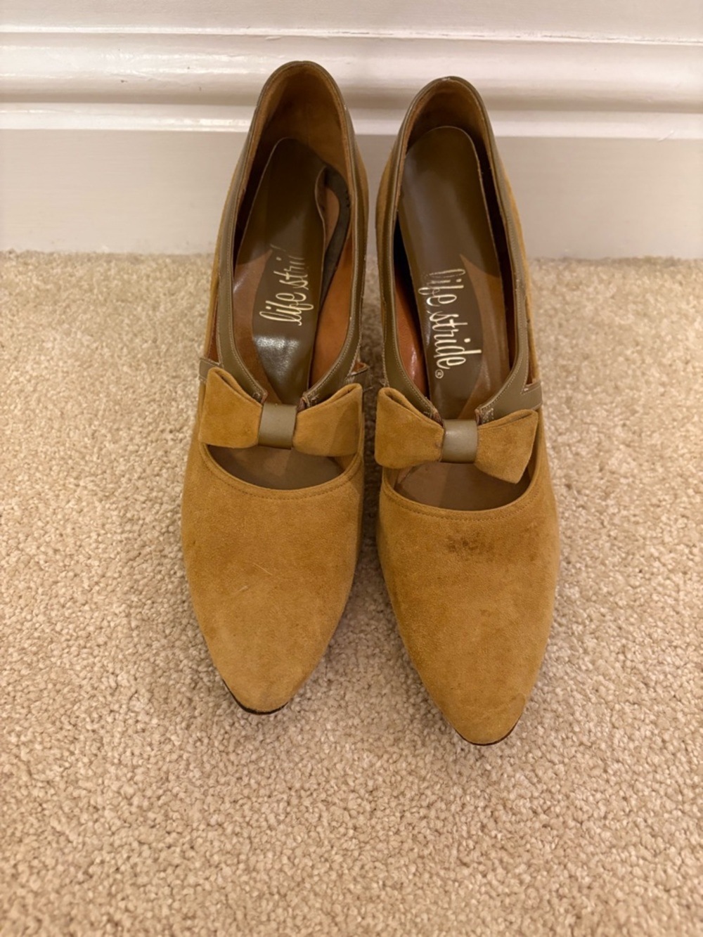 Life Stride Women's Suede Bow Pointed-Toe Heels in Camel